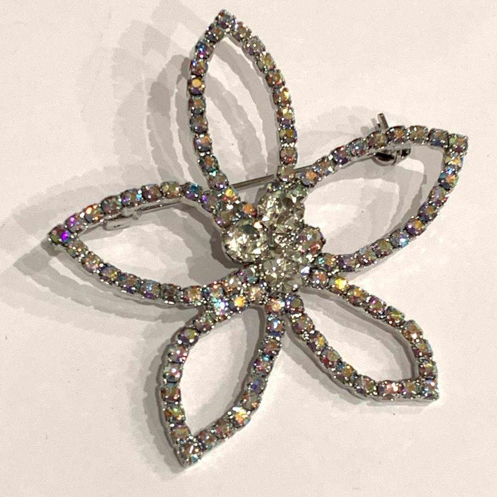 Flower Brooch with Clear Rhinestones